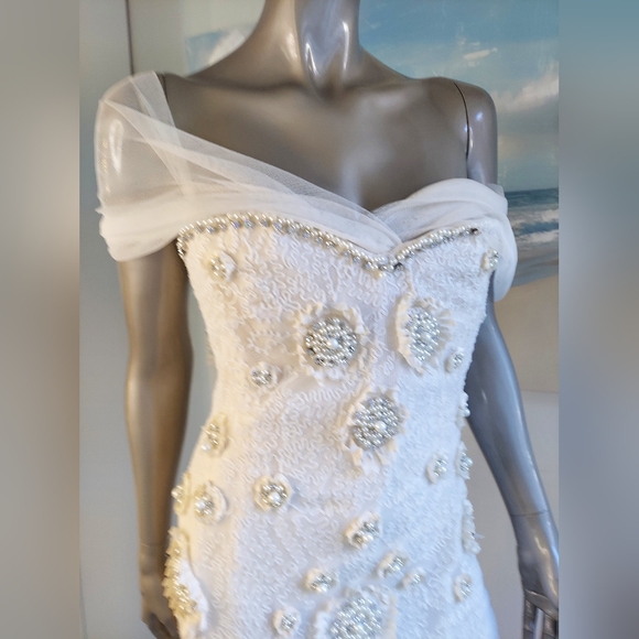 $9,000 OSCAR DE LA RENTA IVORY SILK CRYSTAL BEAD PEARL RUNWAY GOWN US M - Picture 10 of 16